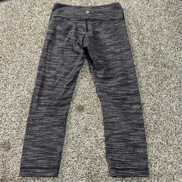 LULULEMON Women's Wunder Under Crop Size 4 - Picture 2 of 8